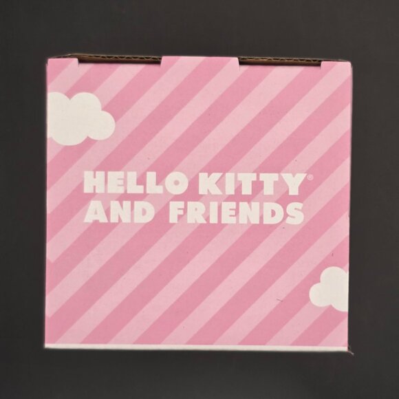 Hello Kitty Friends Mini Snow Globe - Hello Kitty - Picture 7 of 8